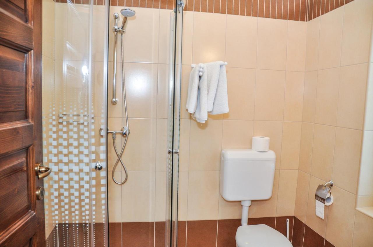 ハイデゥソボスローMagyar Apartman Iii.アパートメント エクステリア 写真