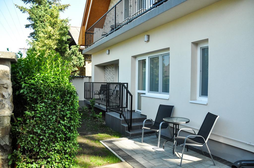 ハイデゥソボスローMagyar Apartman Iii.アパートメント エクステリア 写真